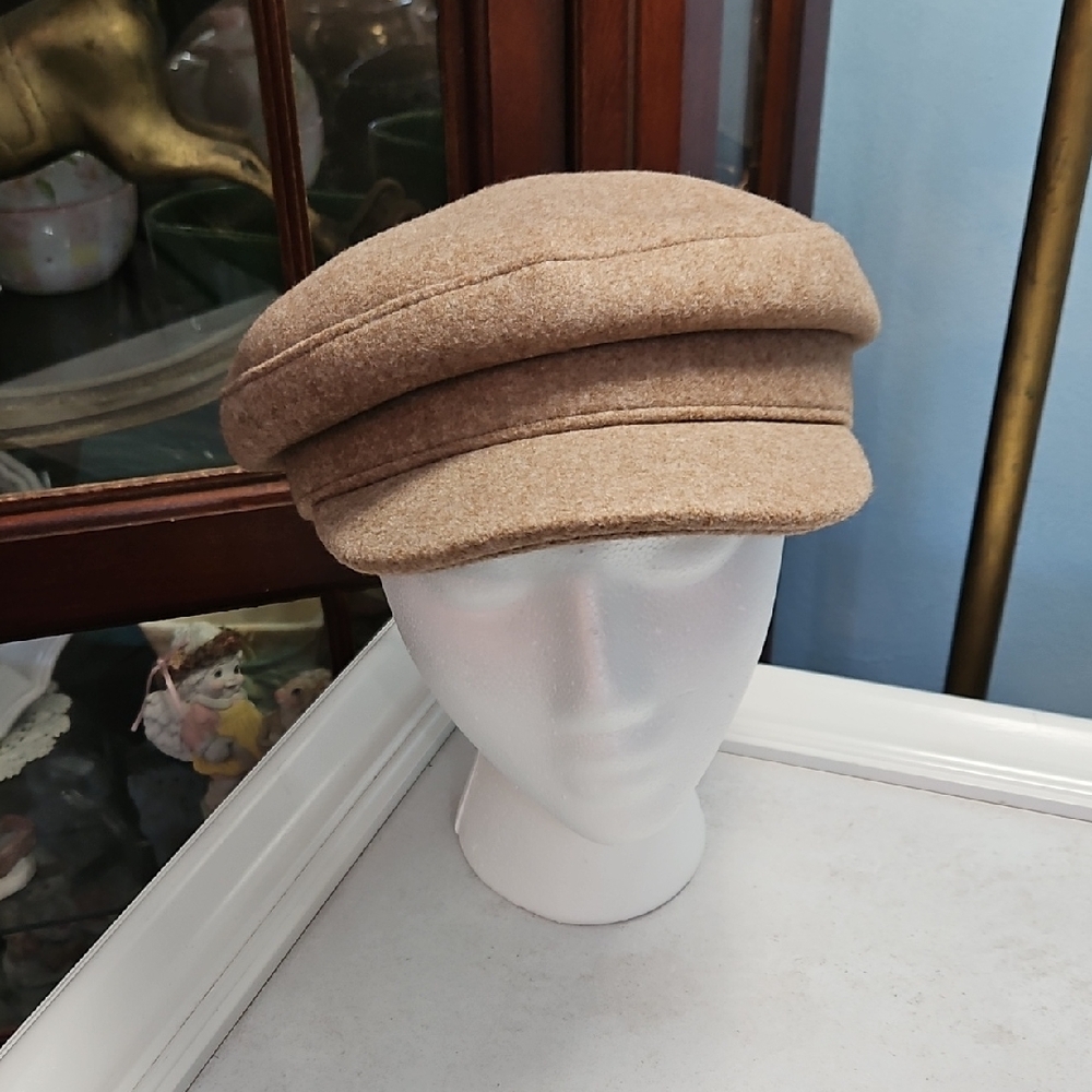 Nwot Universal Thread Tan Hat - image 1